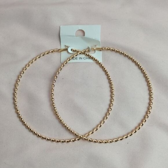 Prettylittlething Brynn Big Hoop Earrings - Picture 1 of 4